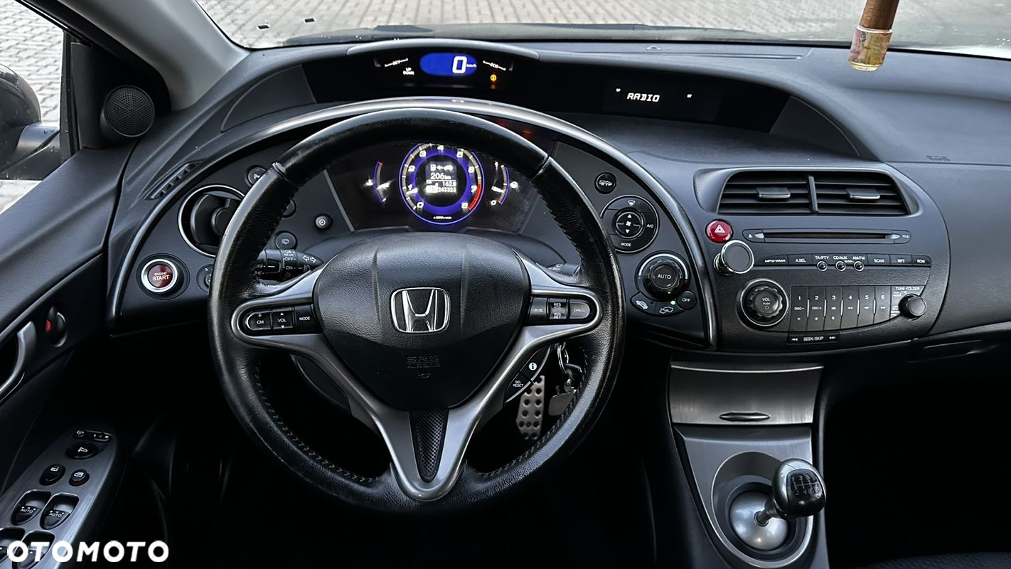 Honda Civic 1.8 Comfort - 22