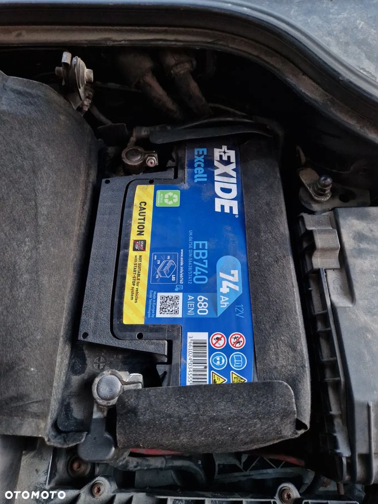 Volkswagen Passat 2.0 TDI Highline - 31