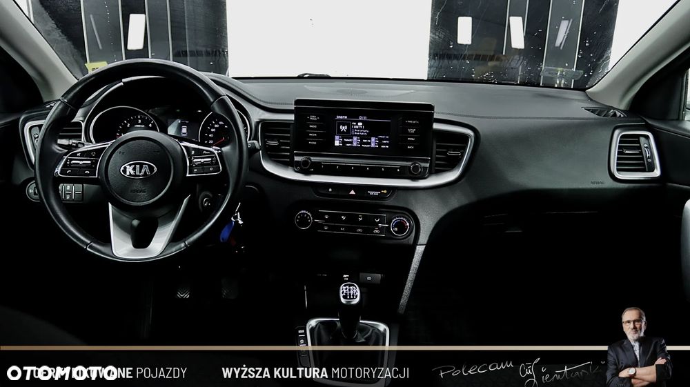 Kia Ceed 1.6 CRDi SCR M - 15