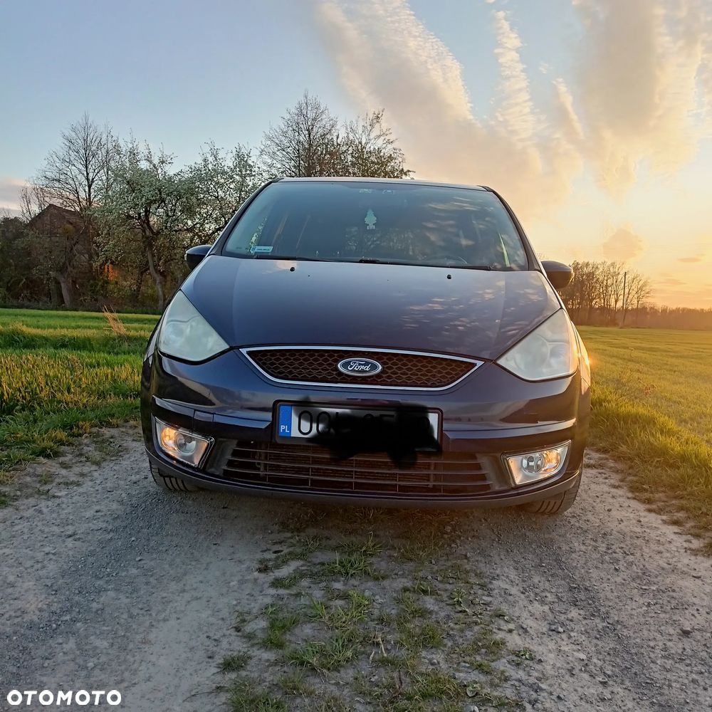 Ford Galaxy 2.0 Concept - 2