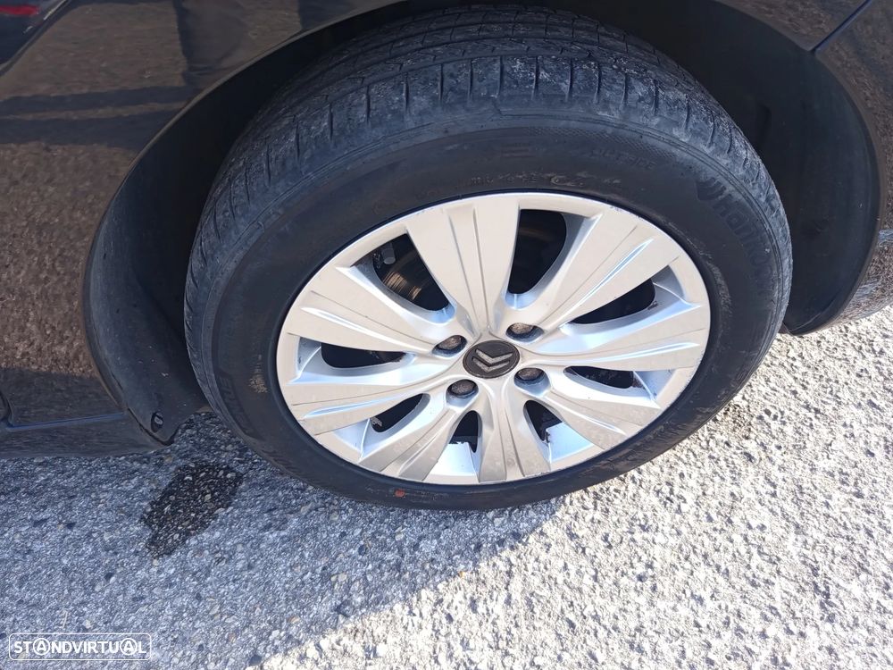 Citroën C3 Picasso 1.6 HDi Confort Airdream - 29