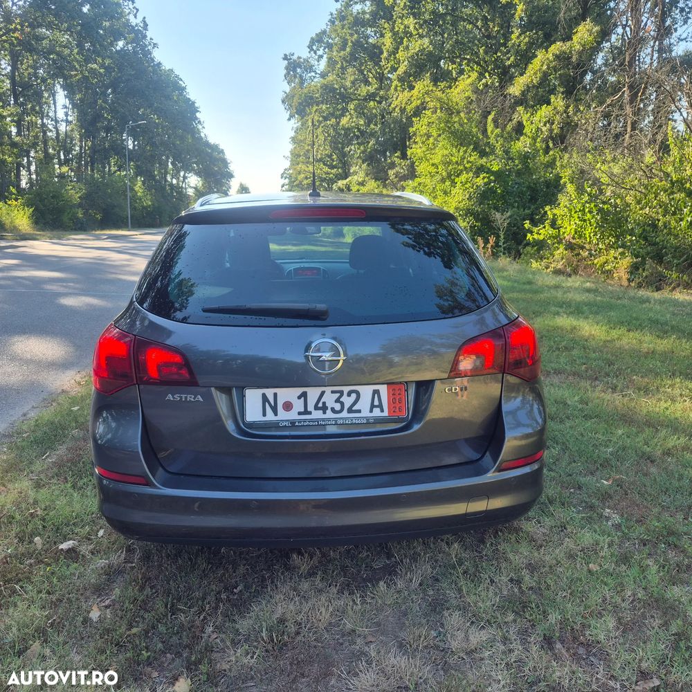 Opel Astra 1.7 CDTI Cosmo - 24
