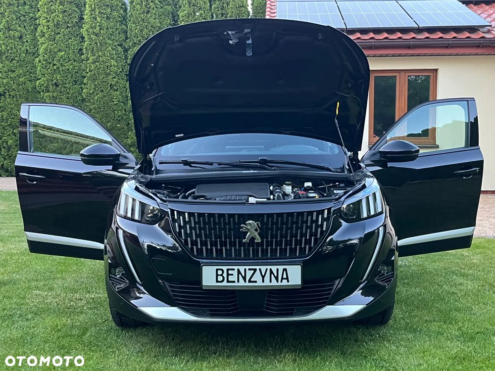 Peugeot 2008 PureTech 130 EAT8 GT - 10