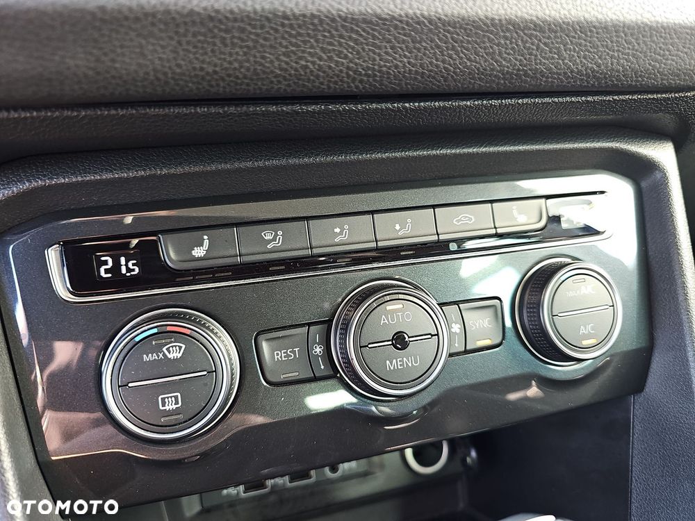 Volkswagen Tiguan 2.0 TSI 4Mot Comfortline DSG - 24