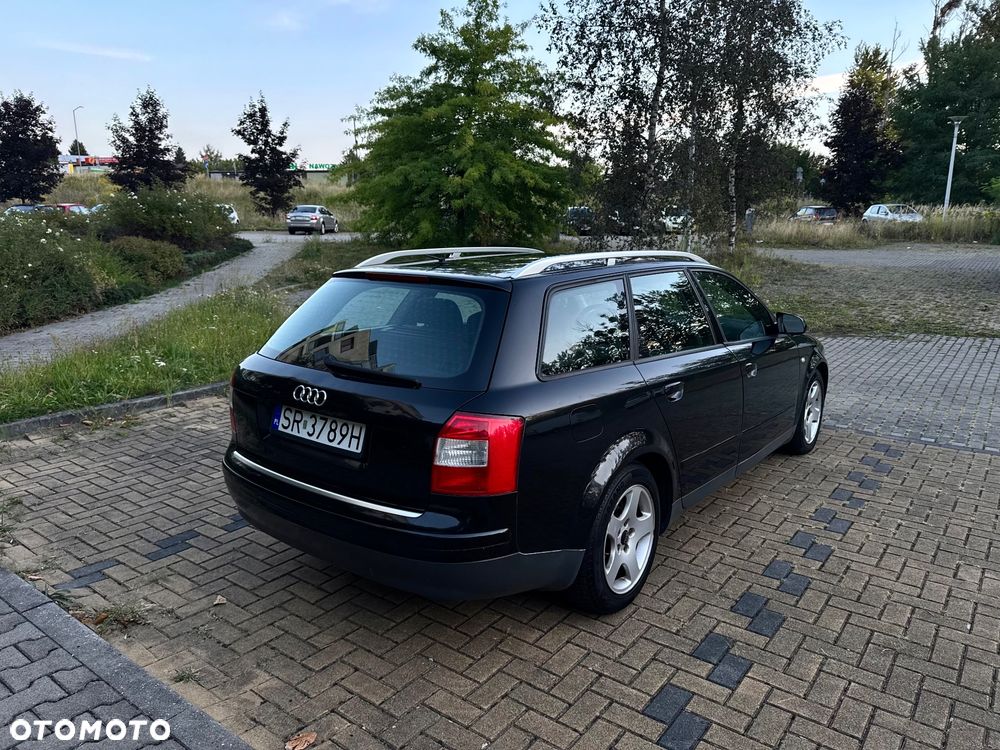 Audi A4 Avant - 16