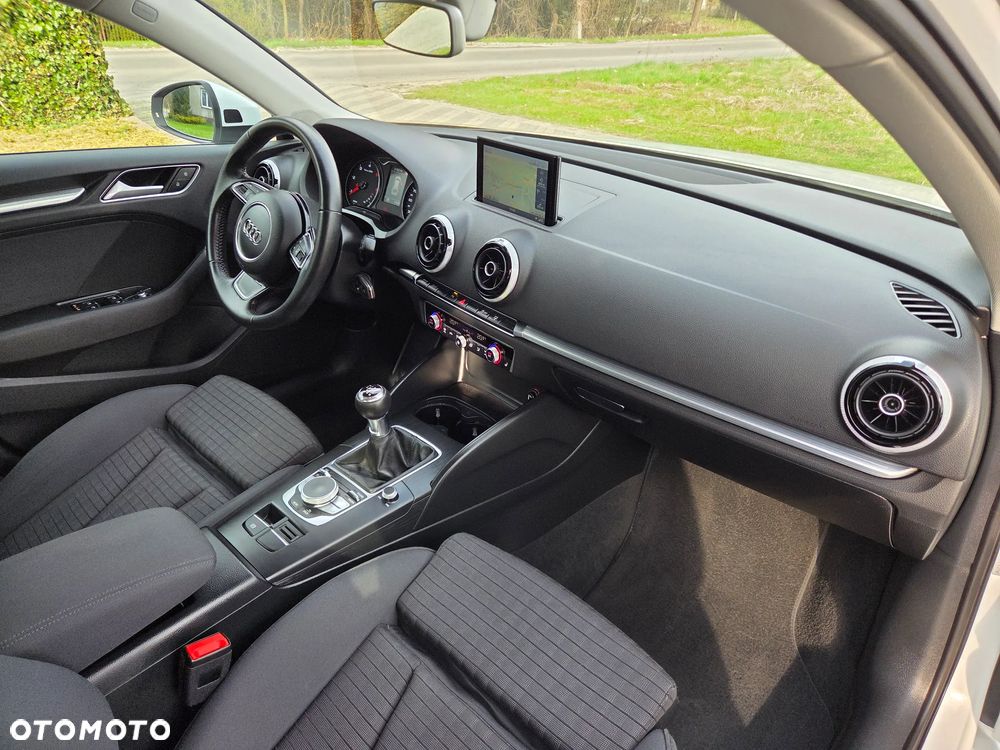 Audi A3 Sportback 2.0 TDI sport - 27