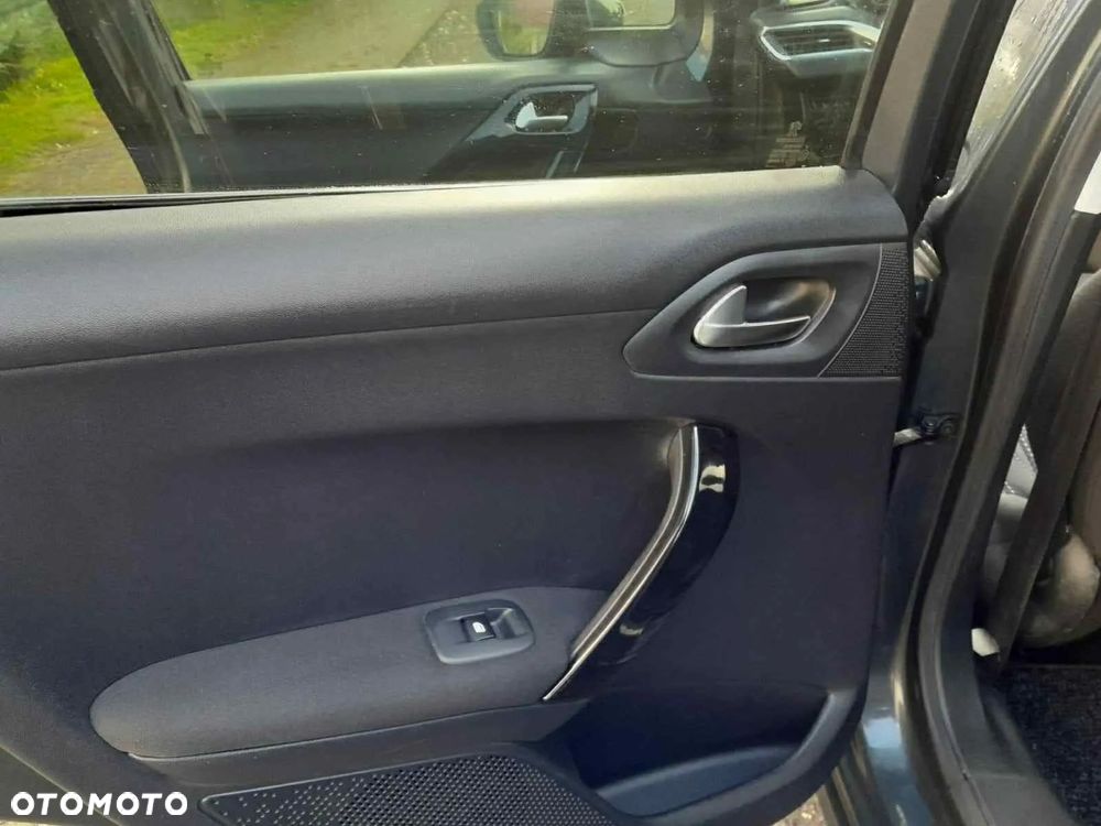 Peugeot 208 Diesel 5-Türer Style - 18