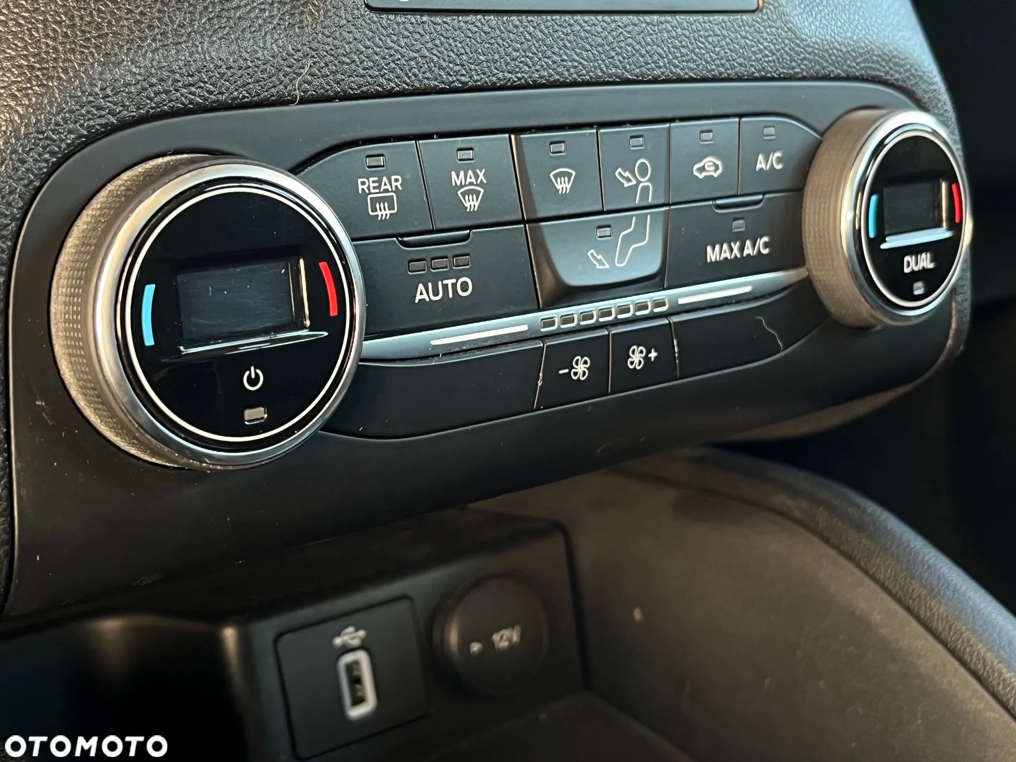 Ford Focus 1.5 EcoBlue Trend Edition Business - 31
