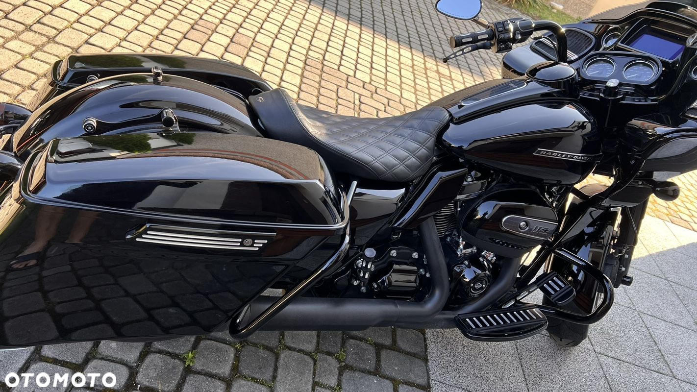 Harley-Davidson Touring Road Glide - 15