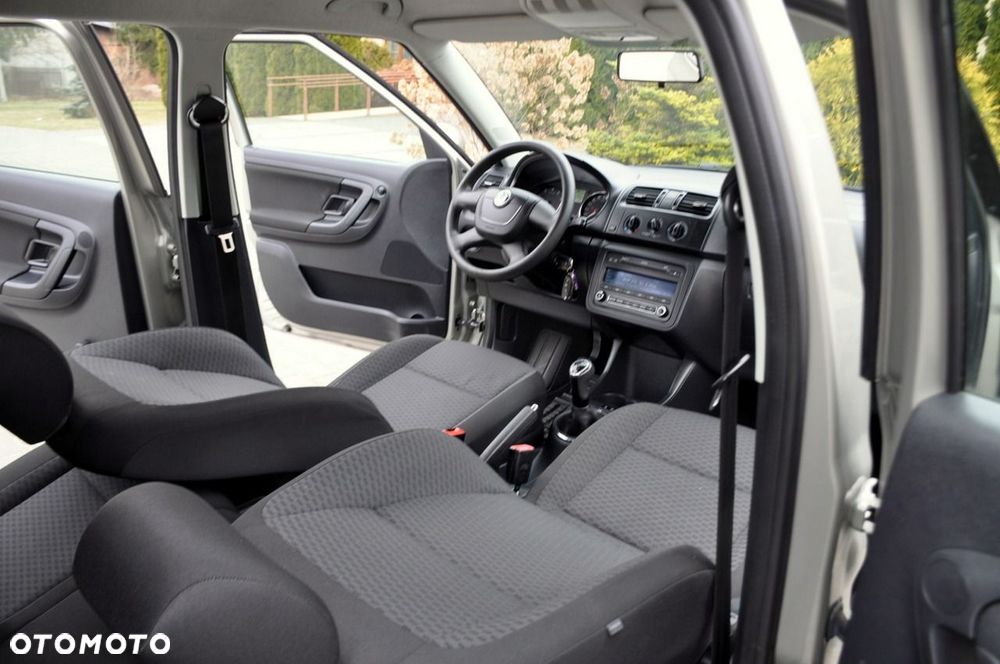 Skoda Fabia - 23