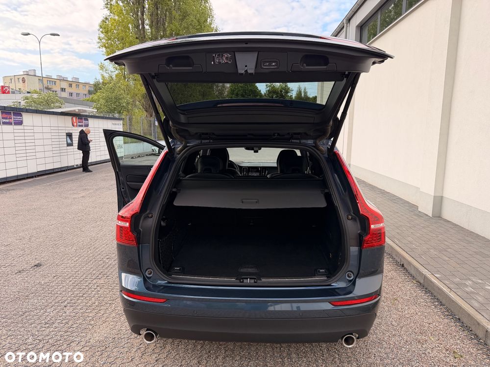Volvo XC 60 D4 SCR Momentum - 39