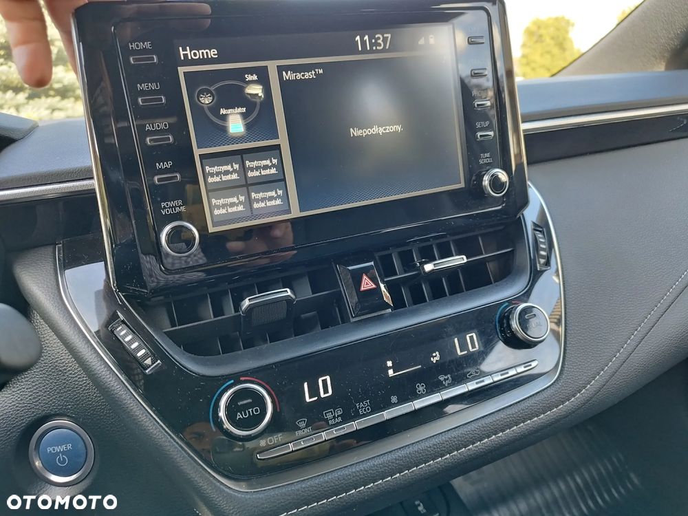 Toyota Corolla 1.8 Hybrid Executive - 37