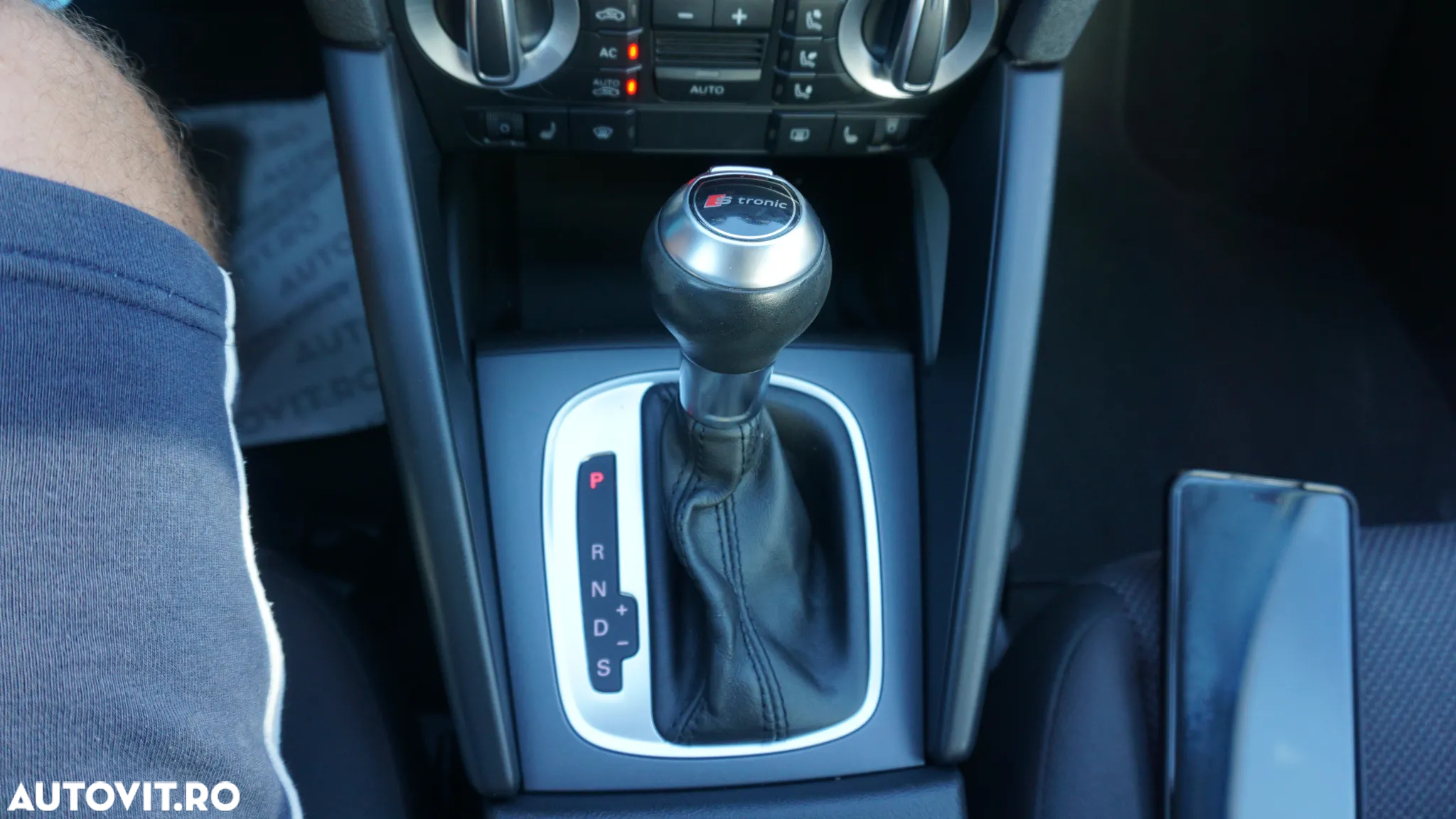 Audi A3 1.6 TDI Sportback DPF S tronic Attraction - 25