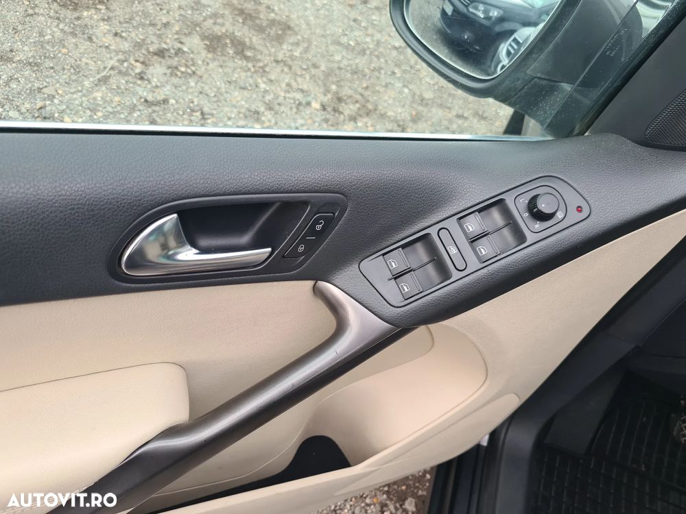 Volkswagen Tiguan 2.0 TDI DPF 4Motion Sport & Style - 9