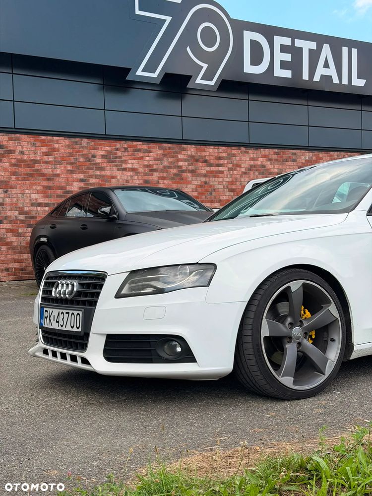 Audi A4 Avant 2.0 TDI - 1