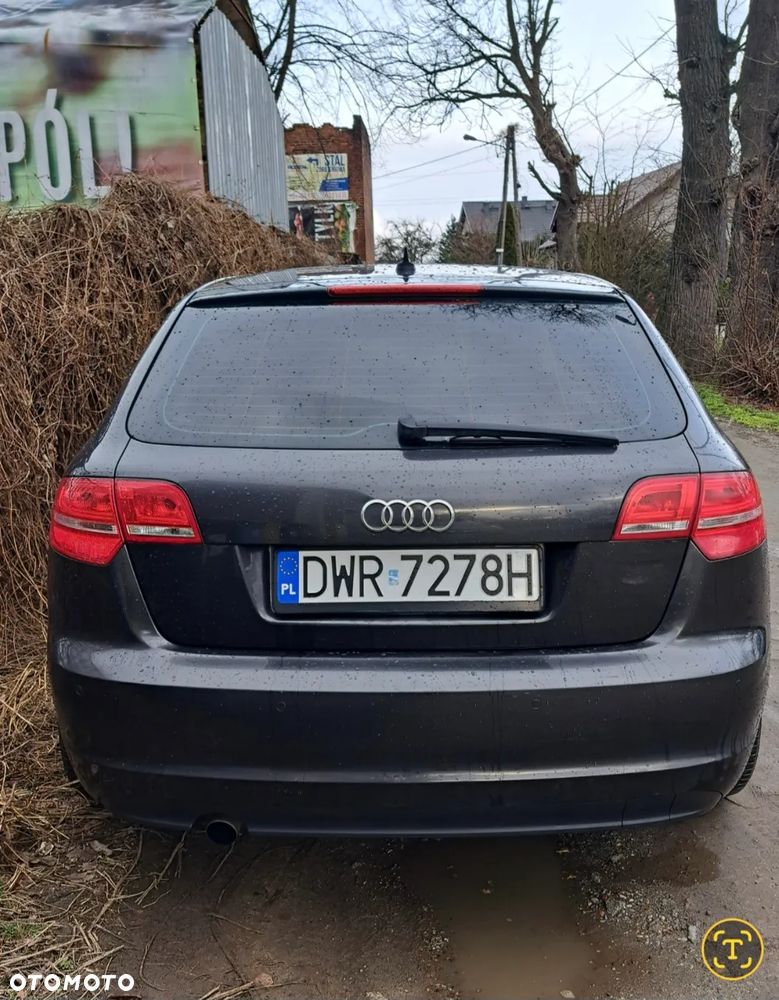 Audi A3 Sportback 1.6 TDI Ambiente S tronic - 2
