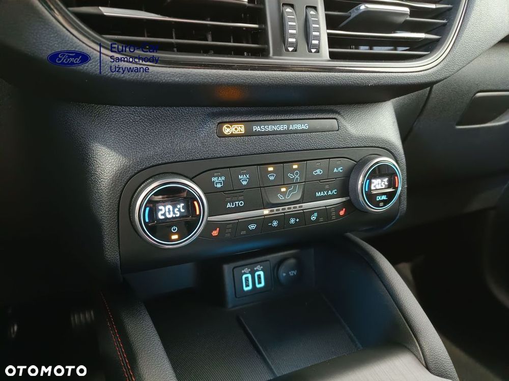 Ford Kuga 2.5 Duratec PHEV ST-LINE X - 28