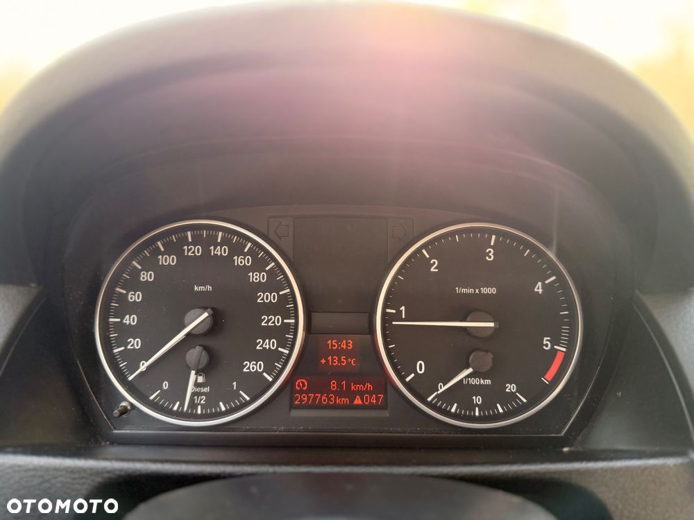 BMW X1 sDrive18d - 33