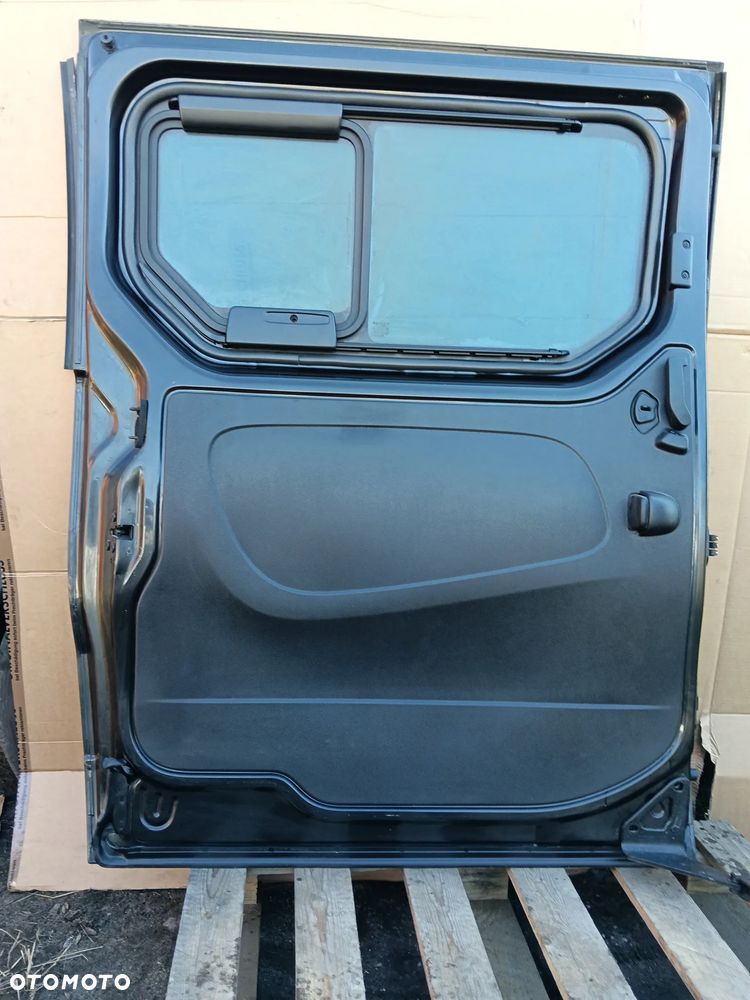 Drzwi boczne przesuwne kompletne lewe Fiat Talento czarne 347 - 3