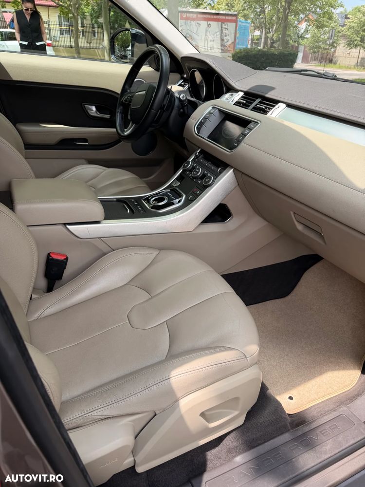 Land Rover Range Rover Evoque - 12