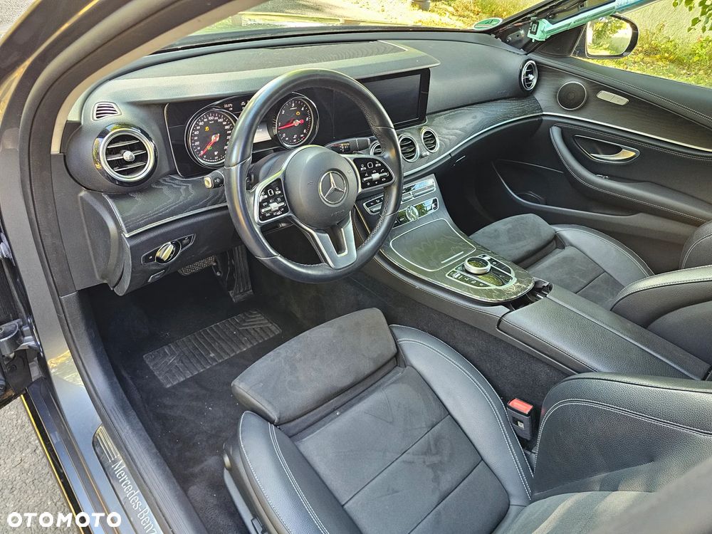 Mercedes-Benz Klasa E 200 d 9G-TRONIC - 20