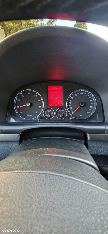 Volkswagen Touran 1.4 TSI DSG Highline - 16
