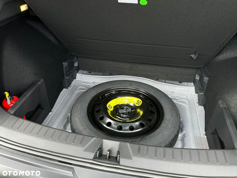 JAC JS6 - 28