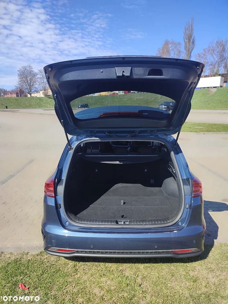 Kia Ceed 1.6 CRDi mHEV GT-Line DCT - 10