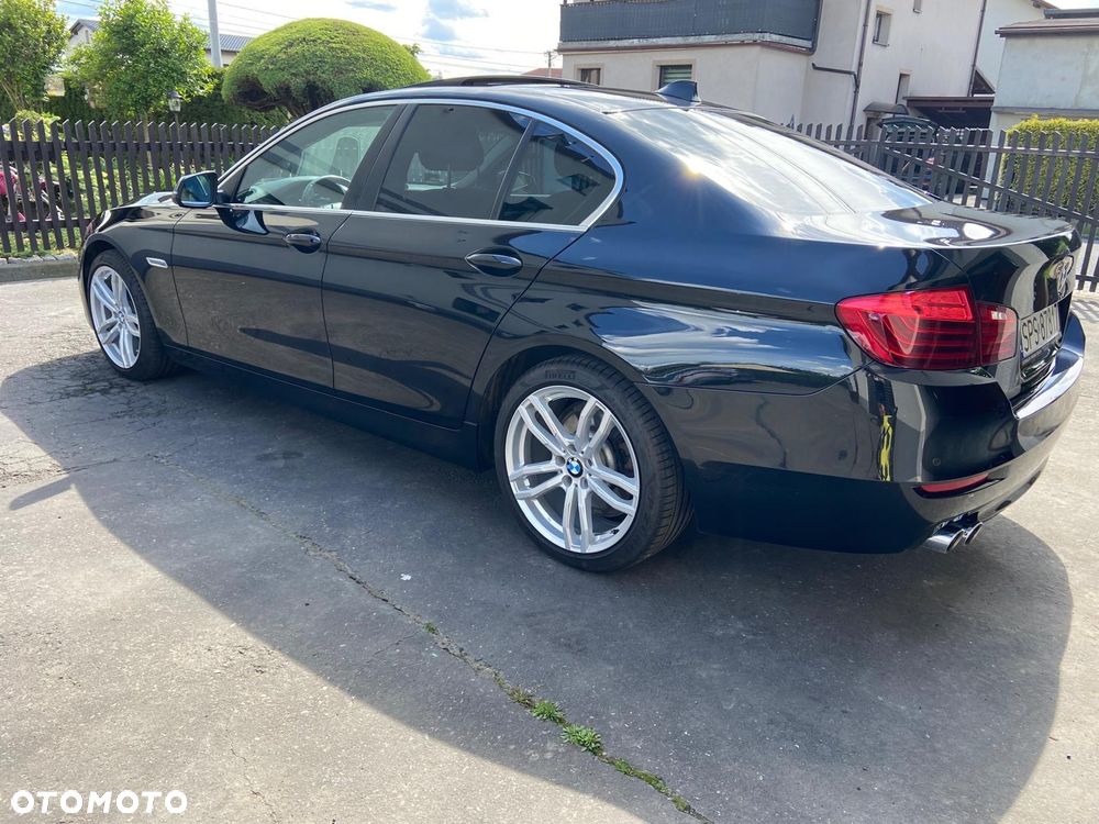 BMW Seria 5 520d xDrive - 6