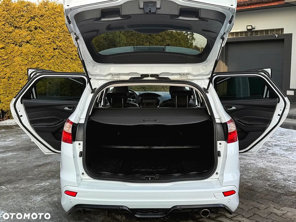 Ford Focus 1.6 EcoBoost Start-Stopp-System Titanium - 26