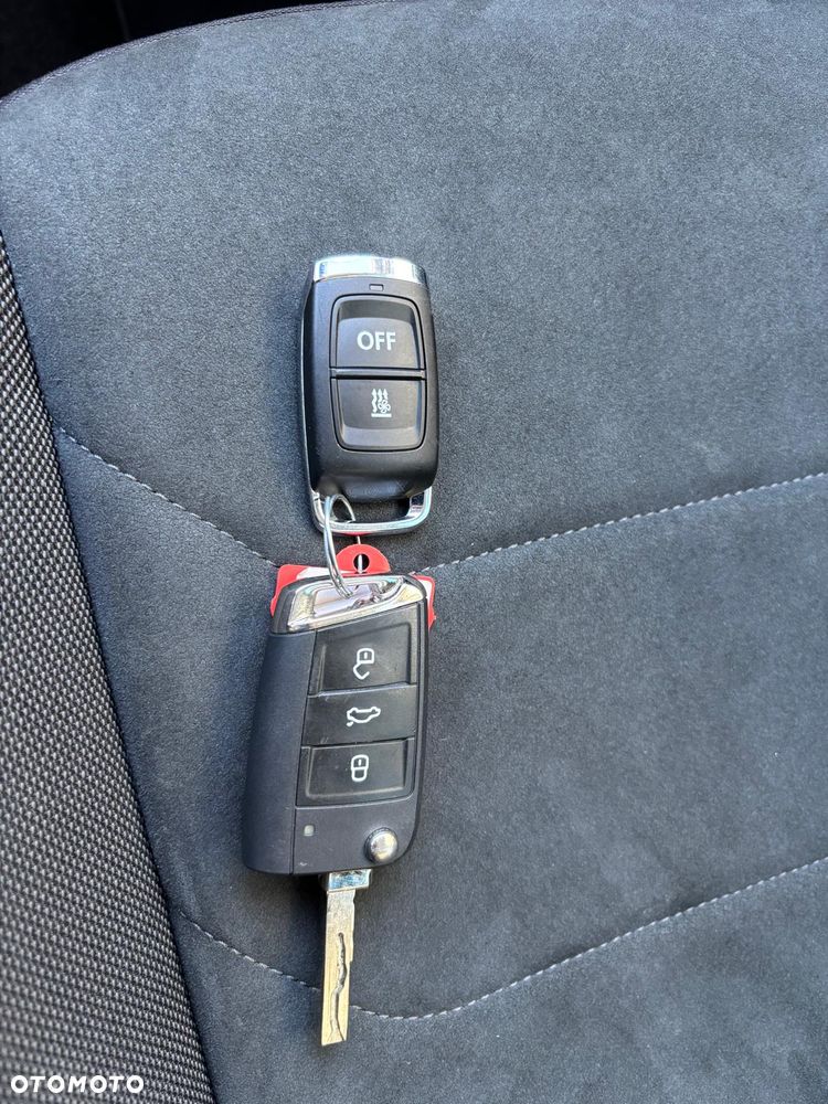 Volkswagen Tiguan 2.0 TDI SCR Elegance DSG - 41