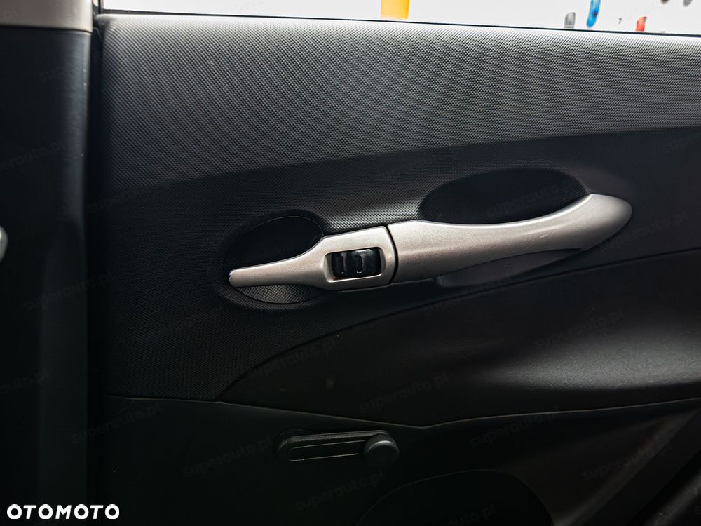 Toyota Auris - 18