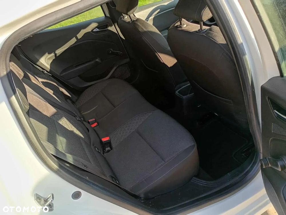 Renault Clio - 7