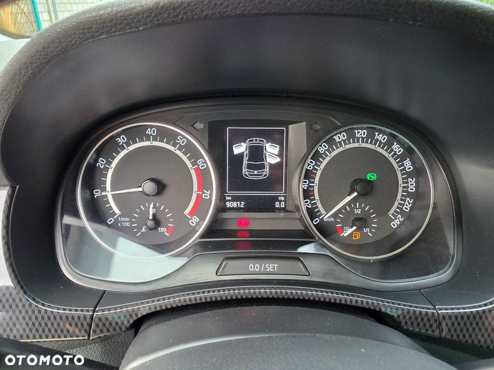 Skoda Fabia 1.0 TSI DSG Monte Carlo - 23