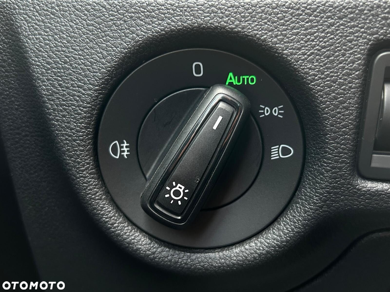 Skoda Kamiq 1.0 TSI Ambition DSG - 21