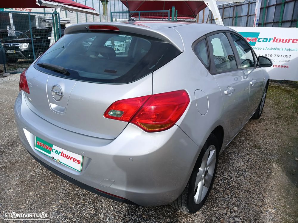 Opel Astra 1.4 Enjoy - 12