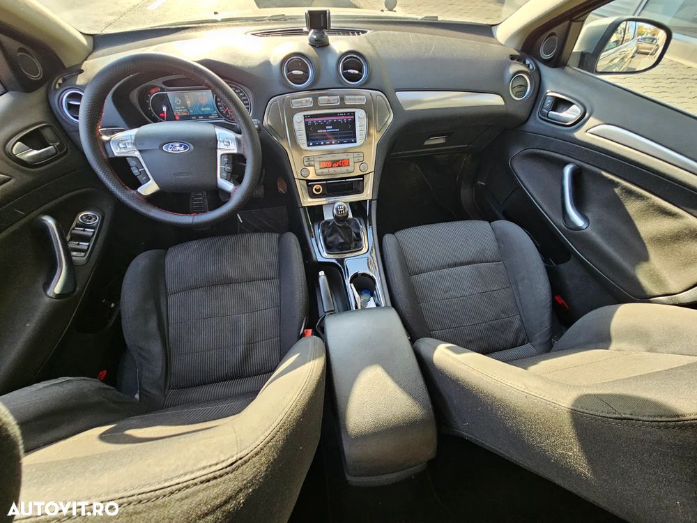 Ford Mondeo - 15