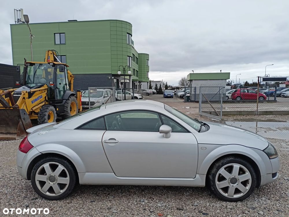 Audi TT Coupé - 5
