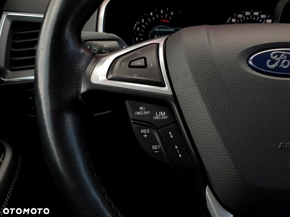 Ford S-Max - 15
