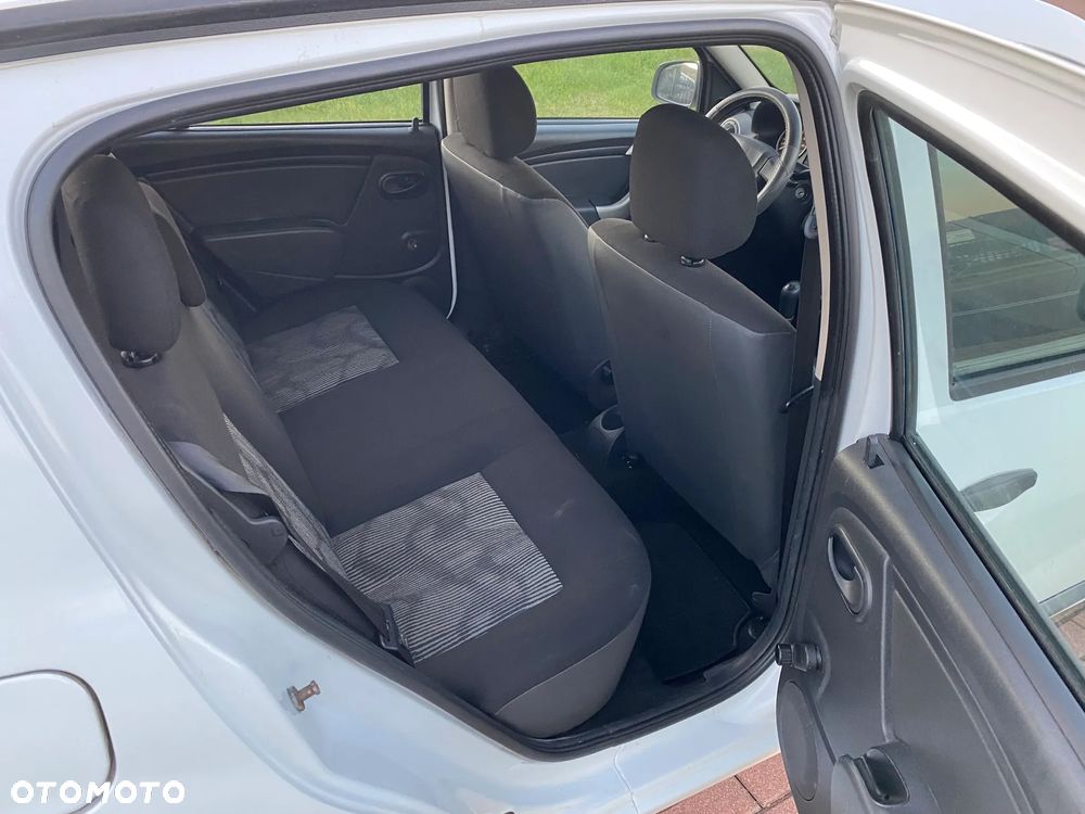 Dacia Sandero 1.2 16V Ambiance - 14