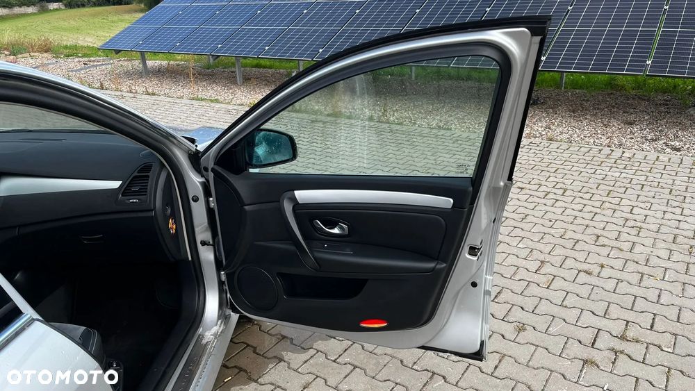 Renault Laguna - 8