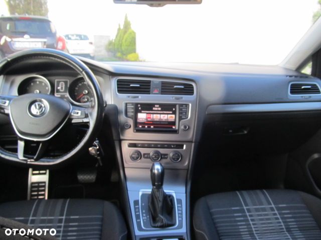 Volkswagen Golf 1.4 TSI BlueMotion Technology DSG Lounge - 14