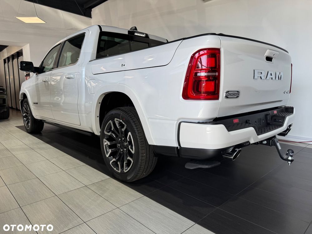 RAM 1500 - 38