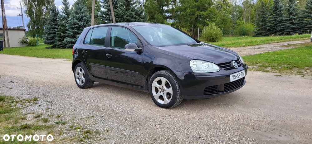 Volkswagen Golf - 1