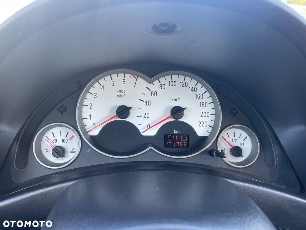 Opel Corsa 1.2 16V Comfort - 12
