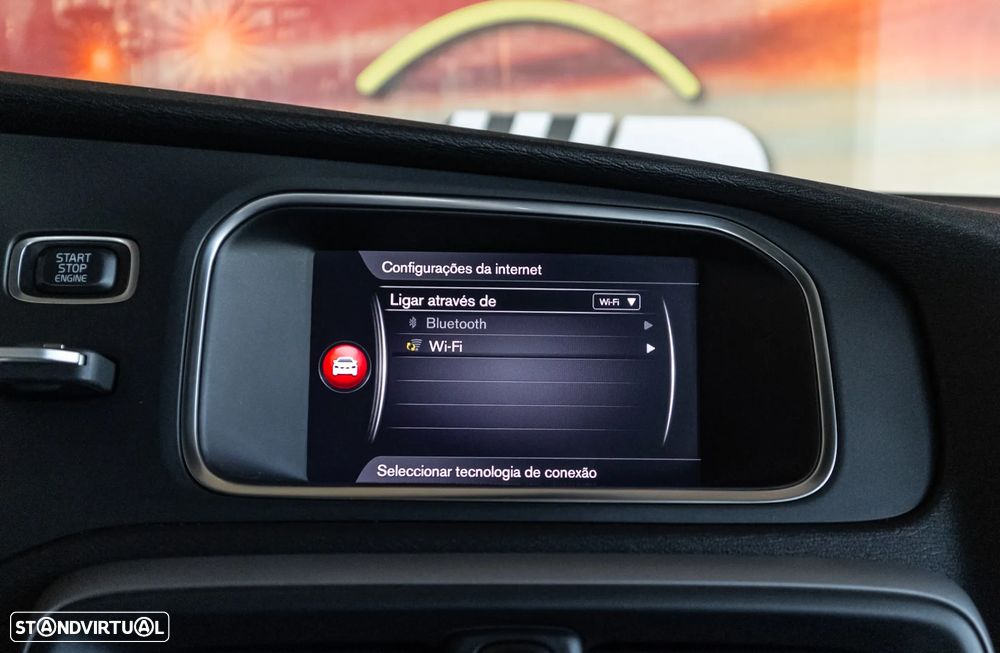 Volvo V40 2.0 D3 Momentum - 14