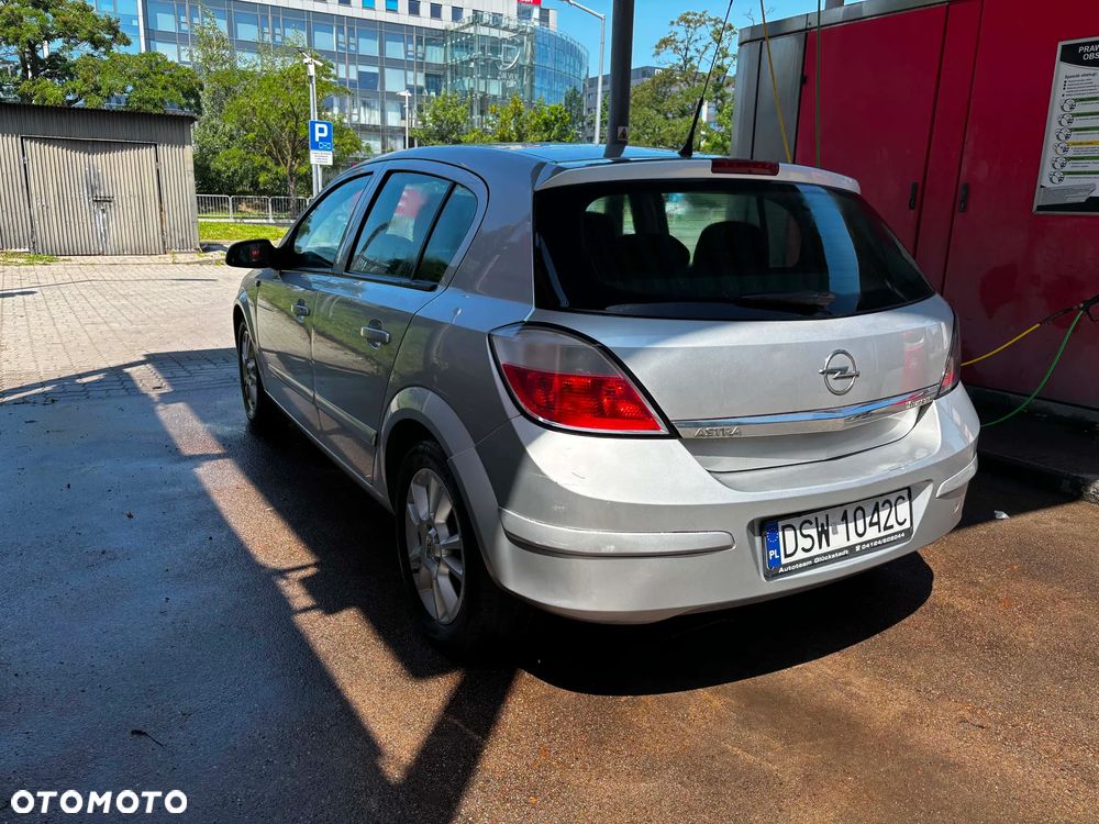 Opel Astra 1.6 - 4