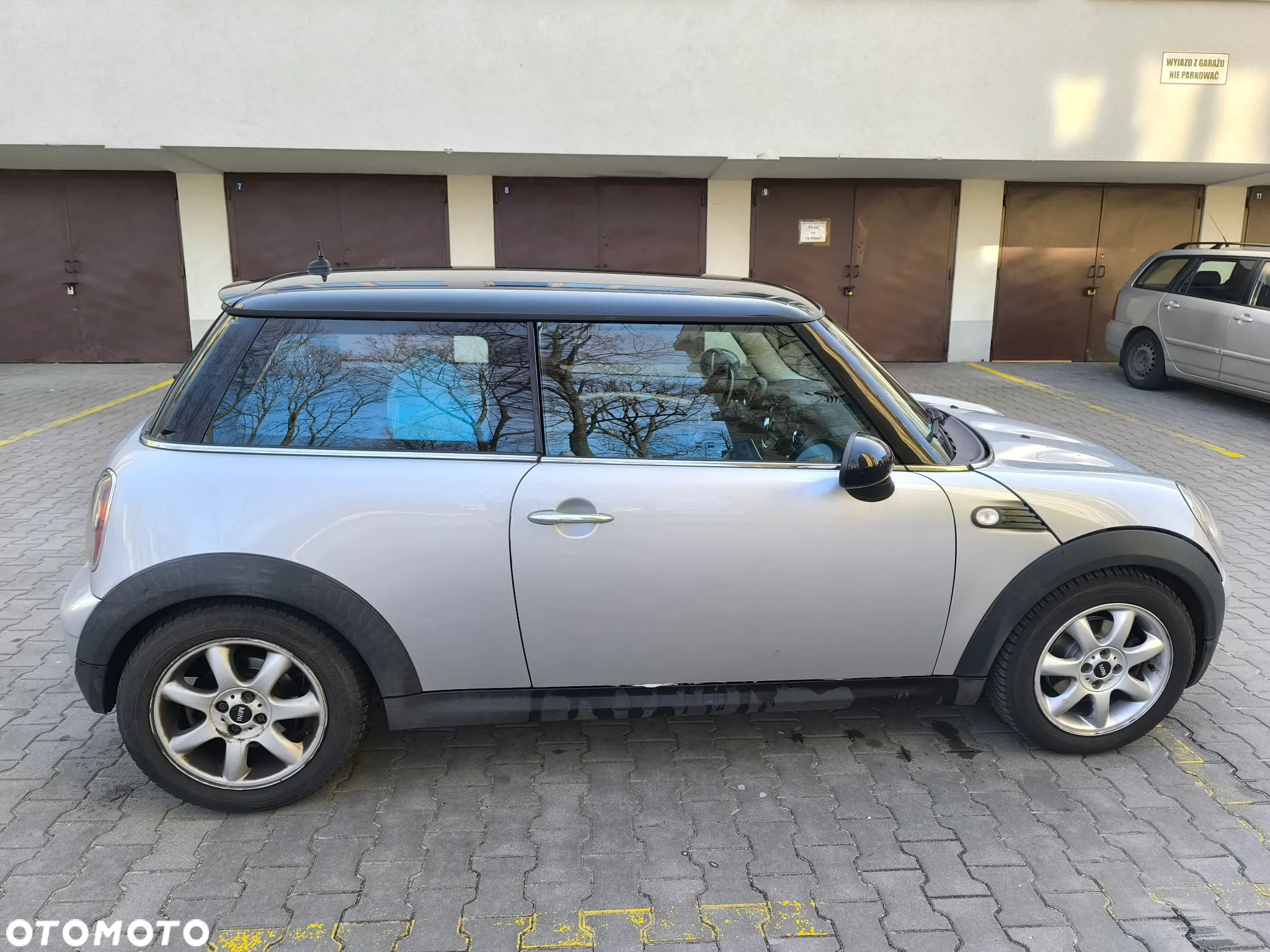 MINI Cooper Standard - 4