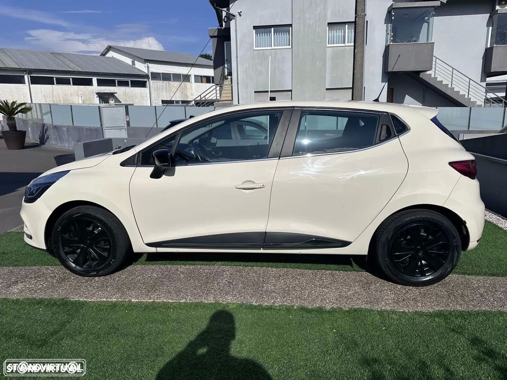 Renault Clio 0.9 TCe Limited Bi-Fuel - 16