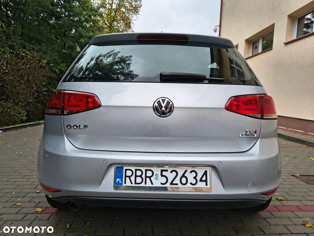 Volkswagen Golf 1.6 TDI BlueMotion Comfortline - 10